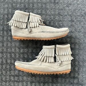 Minnetonka Double Fringe Side Zip Boot